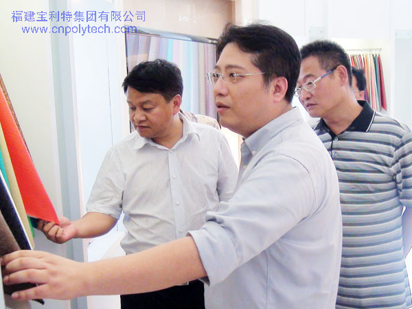 瓮安县长尹德俊来闽招商引资，在福清市企业与企业家联合会会长蔡萍萍的陪同下，莅临福建宝利特考察